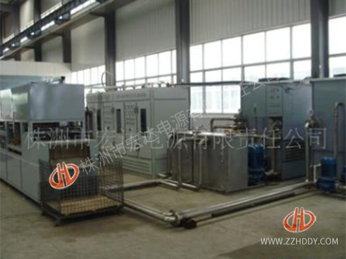 2018年為湖南某公司設(shè)計(jì)生產(chǎn)挖掘機(jī)履帶鏈軌節(jié)淬火、回火、退火成套設(shè)備